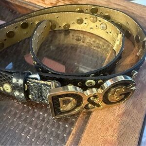 D&G Textured Black and Gold Belt